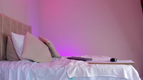 ngela  online show from 01.24.25