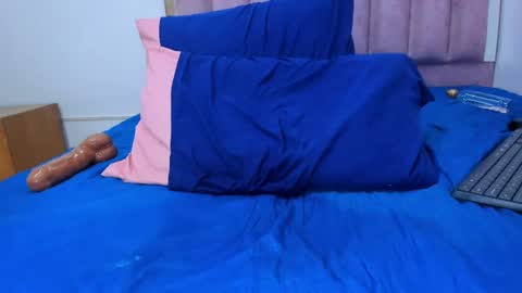 Any online show from 03.08.25