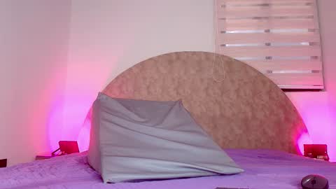 Any online show from 11.24.25