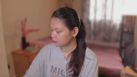 annie . online show from 05.14.26