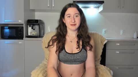 Snapshot of _anna_montana chatting on 11.16.25 Anna online show from 11.16.25