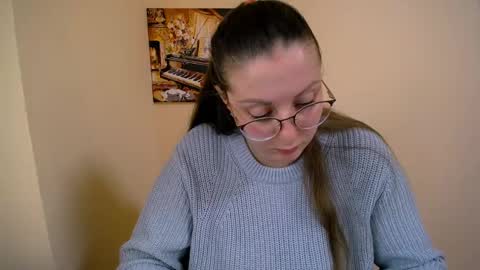 Anna online show from 02.13.25