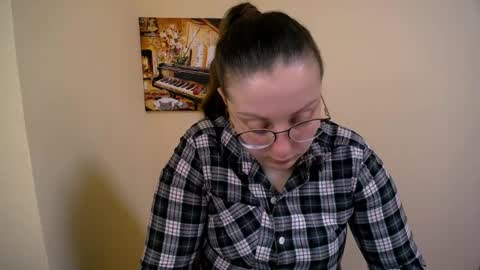 Anna online show from 02.25.25