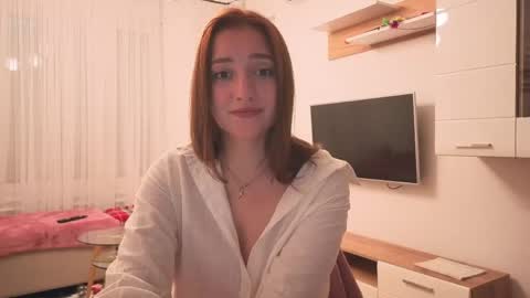 Snapshot of _annieone chatting on 04.22.26 Anna online show from 04.22.26