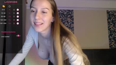 Anny online show from 11.16.25