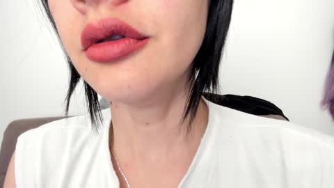 antonia online show from 01.22.25