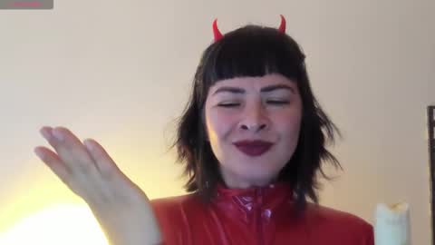 antonia online show from 11.15.25