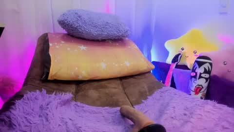 Snapshot of _antonella_dreams chatting on 05.28.26 _antonella_dreams online show from 05.28.26