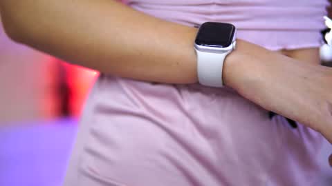 Arielle online show from 12.16.25