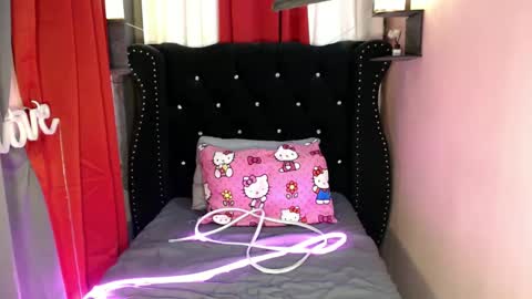 SelfsuckAthena online show from 02.11.25