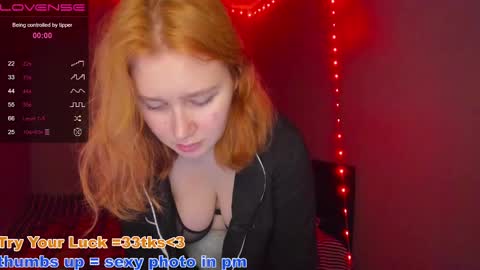 Snapshot of _aurareflection chatting on 12.14.24 hello im Lira online show from 12.14.24