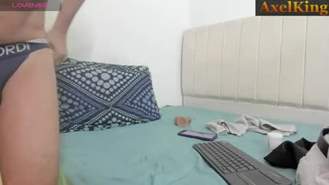 Snapshot of _axelking1_ chatting on 07.15.26 Axel online show from 07.15.26