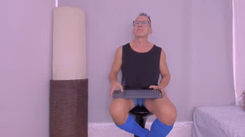 _axelking_ online show from 11.12.25