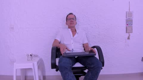 _axelking_ online show from 02.20.26