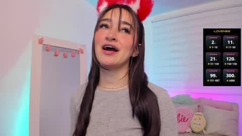 Andrea online show from 02.11.25