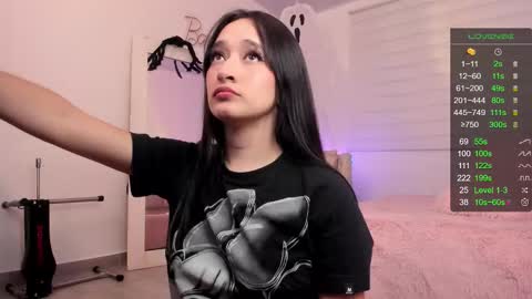 Andrea online show from 10.18.25