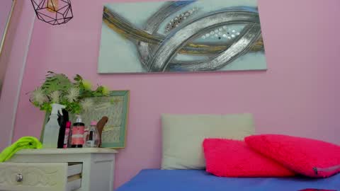 Becky online show from 02.25.25