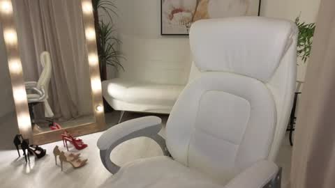 Beylly online show from 01.12.25