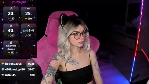 Olivia Subscribe to my Fansly -   online show from 02.17.26