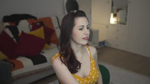 Snapshot of _blackbee_ chatting on 02.27.25 Lili online show from 02.27.25