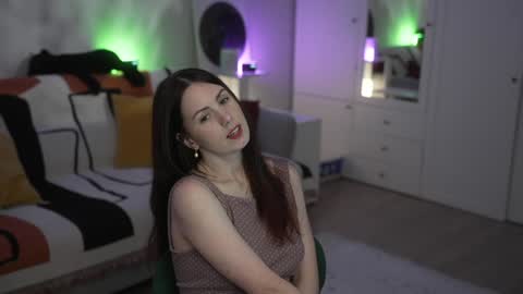 Snapshot of _blackbee_ chatting on 10.01.25 Lili online show from 10.01.25