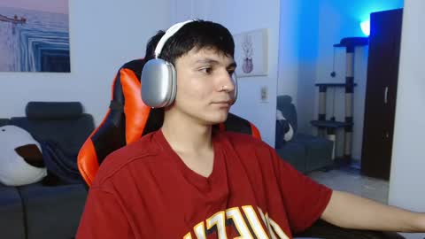 B L A K E online show from 02.06.25