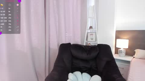 Mary online show from 10.24.25