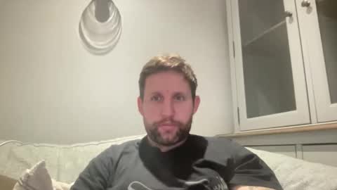 Snapshot of _british_hung_ chatting on 10.09.25 UK BigThick Cock online show from 10.09.25