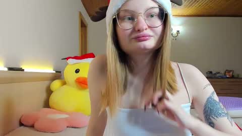 _capybara0_0 online show from 12.19.25