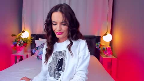 _carlawhite_ online show from 11.11.25