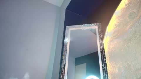Snapshot of _carolinagomez chatting on 05.29.26 Caro. online show from 05.29.26