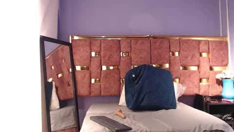 Caroline online show from 02.06.26