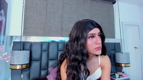 Snapshot of _cat_18 chatting on 12.15.24 You can Call me Kitty Cat online show from 12.15.24