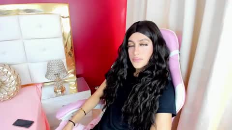 Snapshot of _cat_18 chatting on 12.29.24 You can Call me Kitty Cat online show from 12.29.24