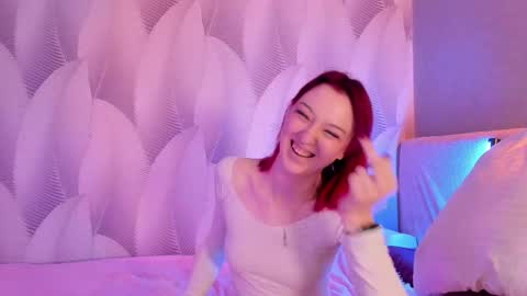 Snapshot of _ccrystaa_ chatting on 03.09.25 Christina Chris online show from 03.09.25