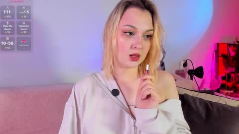 Snapshot of _ccrystaa_ chatting on 05.22.26 Christina Chris online show from 05.22.26