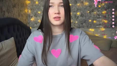 _chloe_miller_ online show from 03.04.25