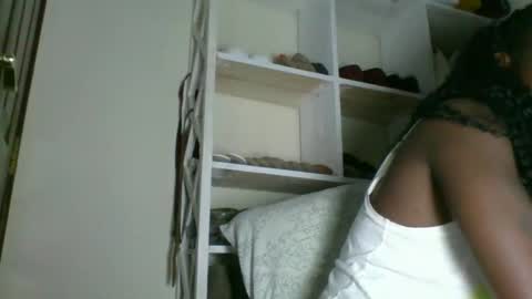 Snapshot of _clara01 chatting on 03.27.26 clara online show from 03.27.26