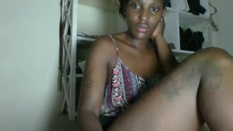 Snapshot of _clara01 chatting on 04.04.26 clara online show from 04.04.26