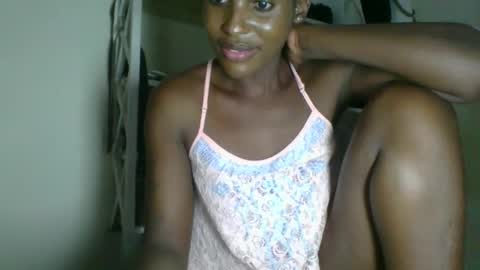 Snapshot of _clara01 chatting on 04.12.26 clara online show from 04.12.26