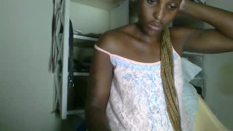 Snapshot of _clara01 chatting on 04.13.26 clara online show from 04.13.26