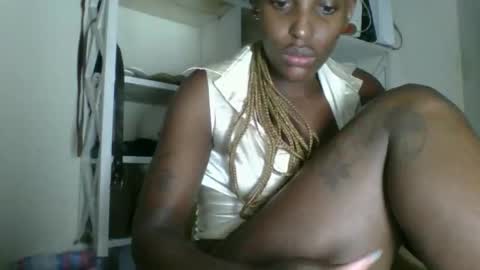 Snapshot of _clara01 chatting on 04.16.26 clara online show from 04.16.26