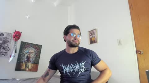 Snapshot of _coddy_ chatting on 01.15.25 coddy nolove online show from 01.15.25