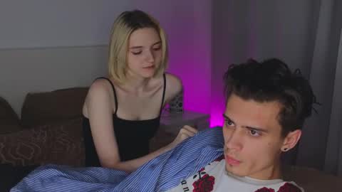 Snapshot of _cozyrose chatting on 10.18.25 Stacy online show from 10.18.25