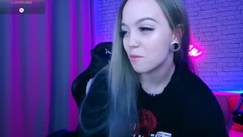 Nica online show from 02.08.25