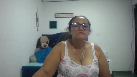 Snapshot of _cristal09 chatting on 09.12.25 _cristal09 online show from 09.12.25