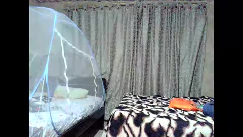 Snapshot of _cristal09 chatting on 10.13.25 _cristal09 online show from 10.13.25