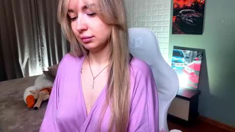 _crystal_moon_1 online show from 03.14.26