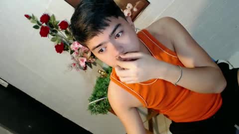 Snapshot of _cumwithrussel chatting on 06.16.26 Russ online show from 06.16.26