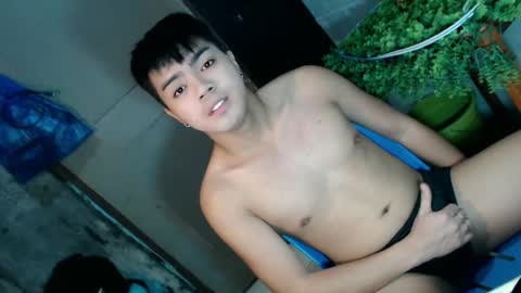 Snapshot of _cumwithrussel chatting on 06.30.26 Russ online show from 06.30.26